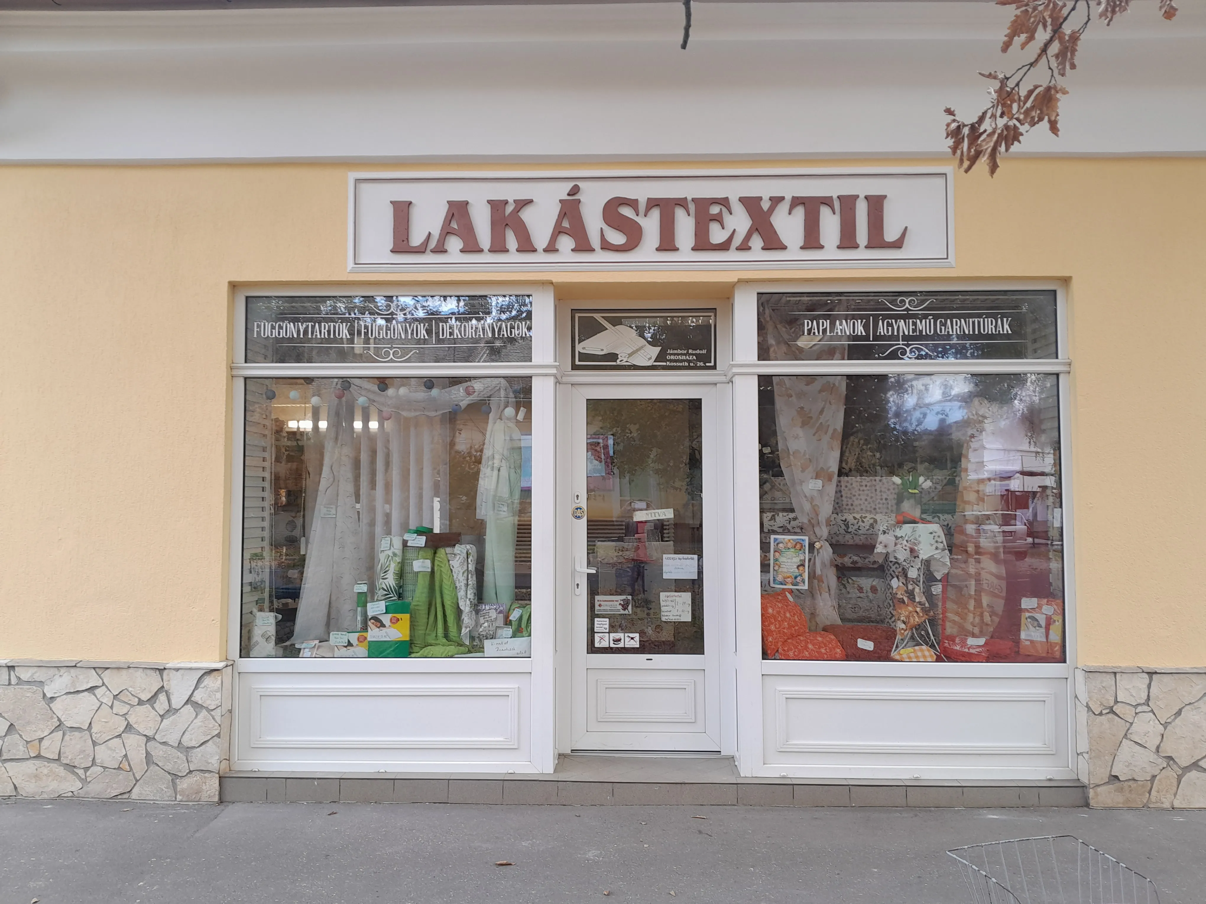 Lakástextil munka 1